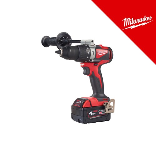MILWAUKEE 18V AKU UDARNA BUŠILICA, 82 Nm, u X koferu sa 2x4Ah baterijama i punjačem (M18BLPD2-402X - 4933464560)