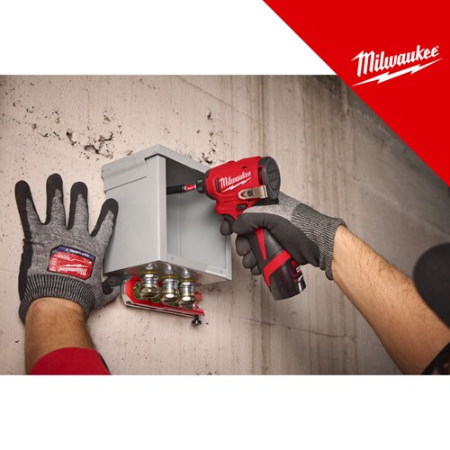 MILWAUKEE 12V AKU KOMPLET ALATA sa 2x2Ah baterijama i punjačem u torbi(M12BLPP2D-202B - 4933500139)